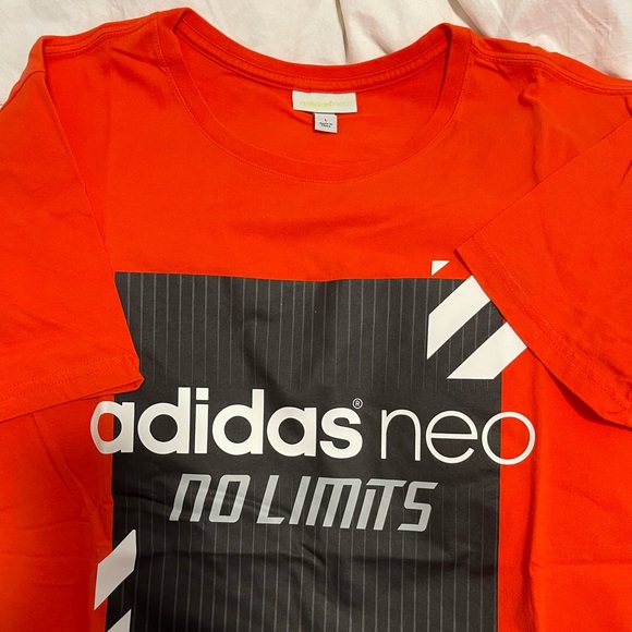 Adidas Neo T-Shirt - Picture 3 of 4